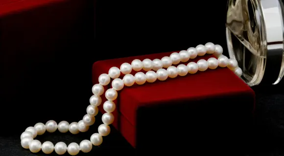 Colliers et pendentifs